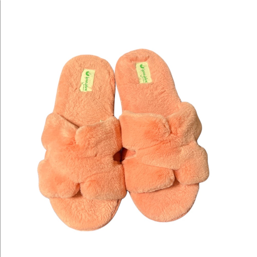 Women’s slides peach fuzzy